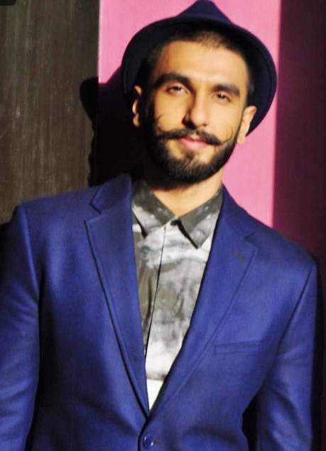 How tall is Ranvir Singh?